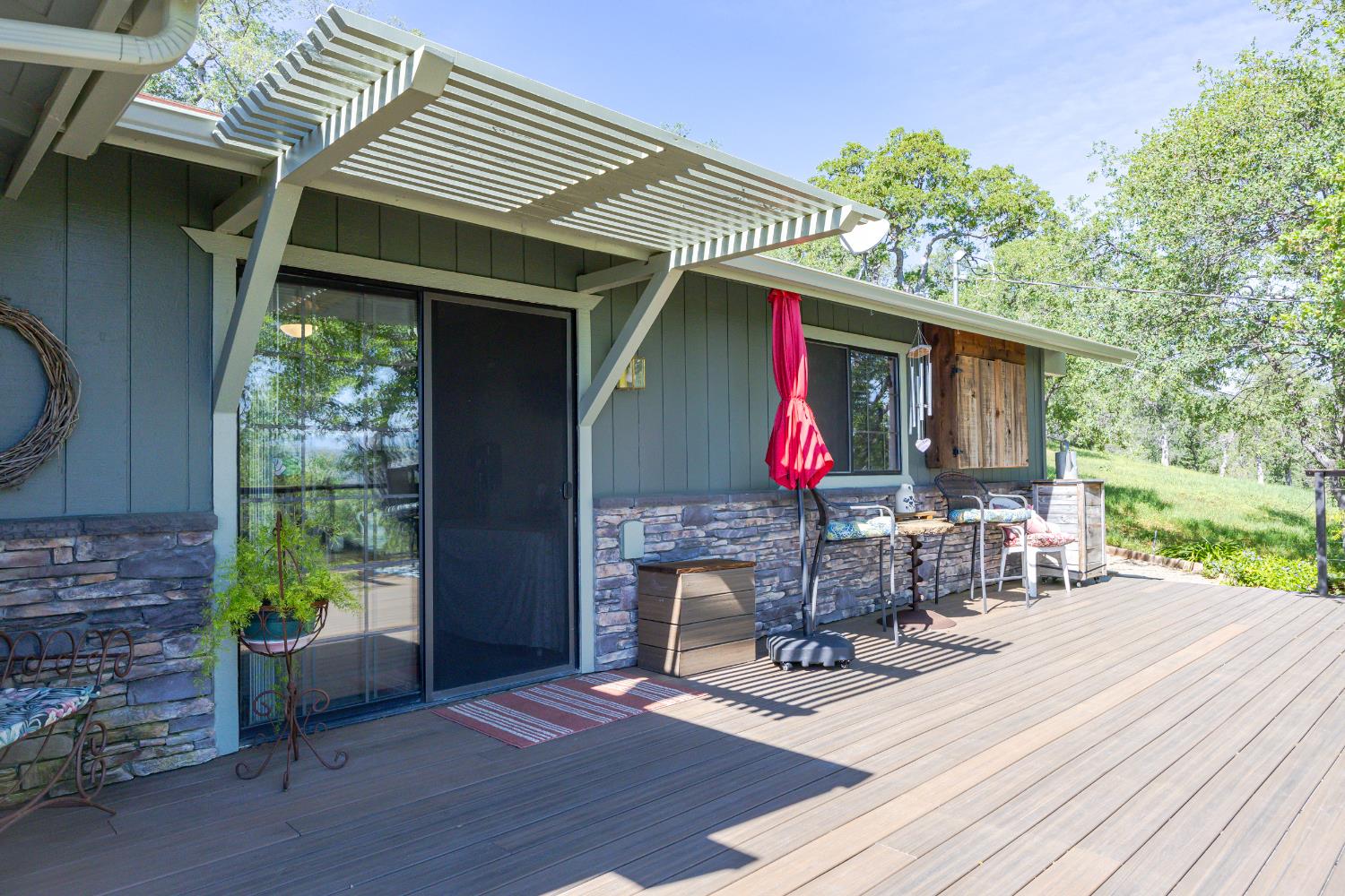 29890 Horseshoe Dr, Coarsegold, CA 93614