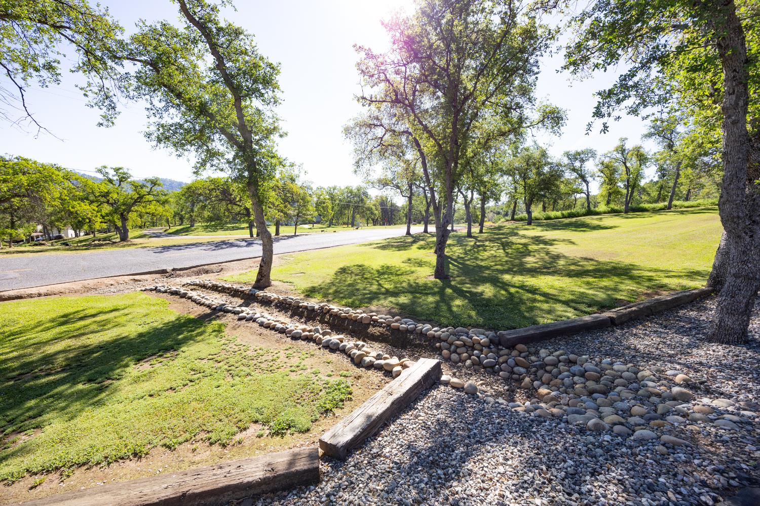 29890 Horseshoe Dr, Coarsegold, CA 93614