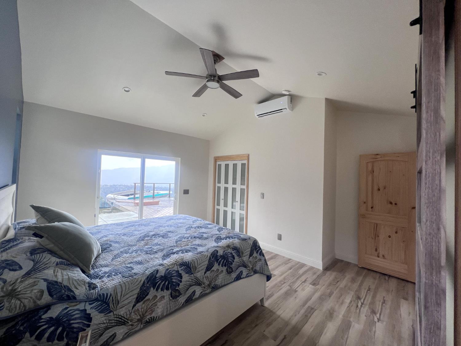 51571 Coyote Ridge Rd, Oakhurst, CA 93644