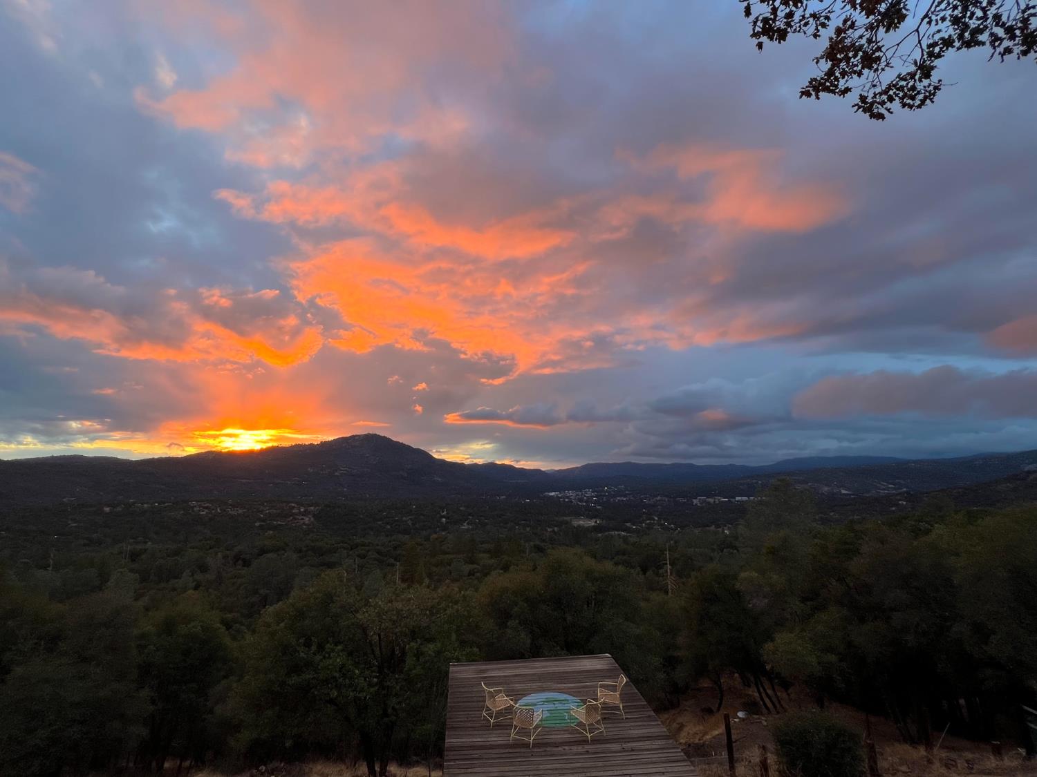 51571 Coyote Ridge Rd, Oakhurst, CA 93644