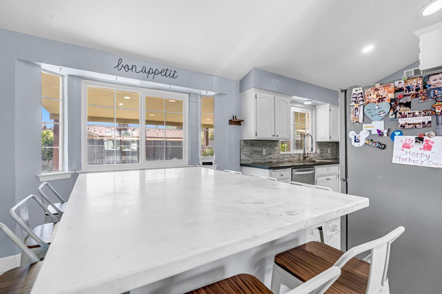 4239 W Cortland Ave, Fresno, CA 93722