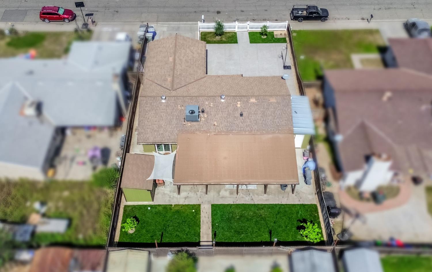 4239 W Cortland Ave, Fresno, CA 93722