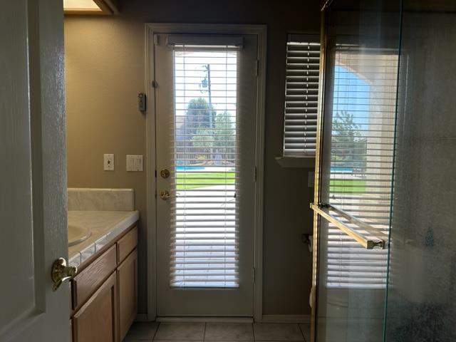 4167 W Fallon Ave, Fresno, CA 93722