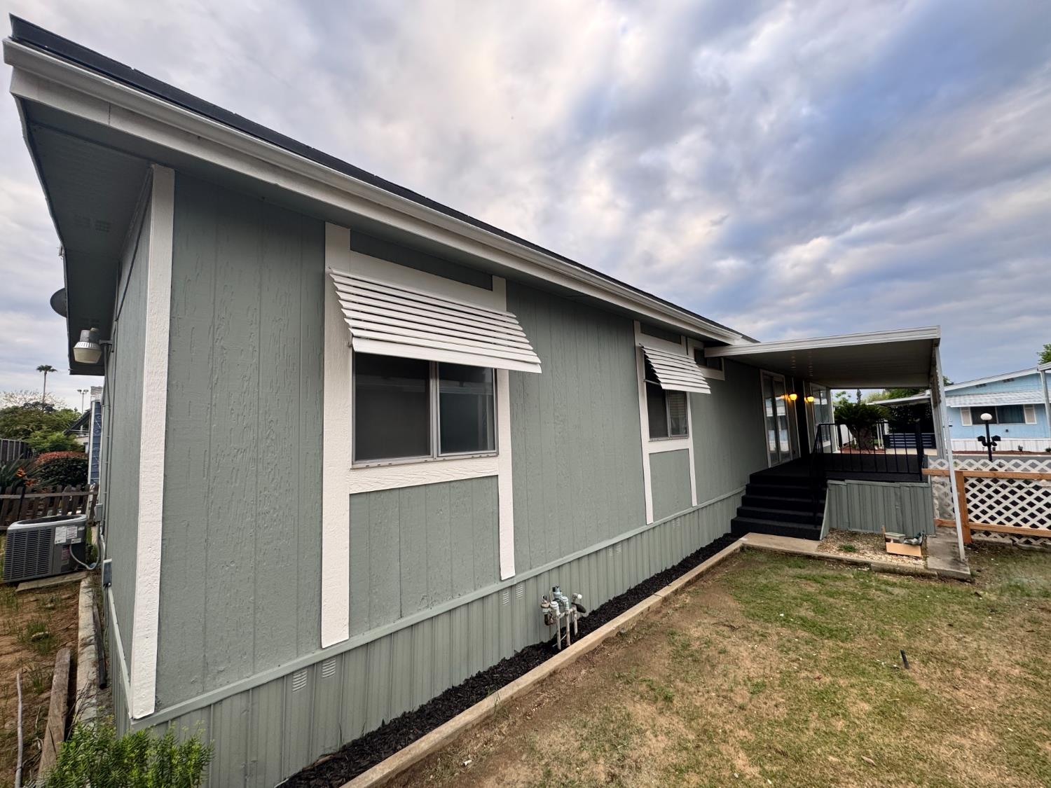 2706 W Ashlan #223, Fresno, CA 93705