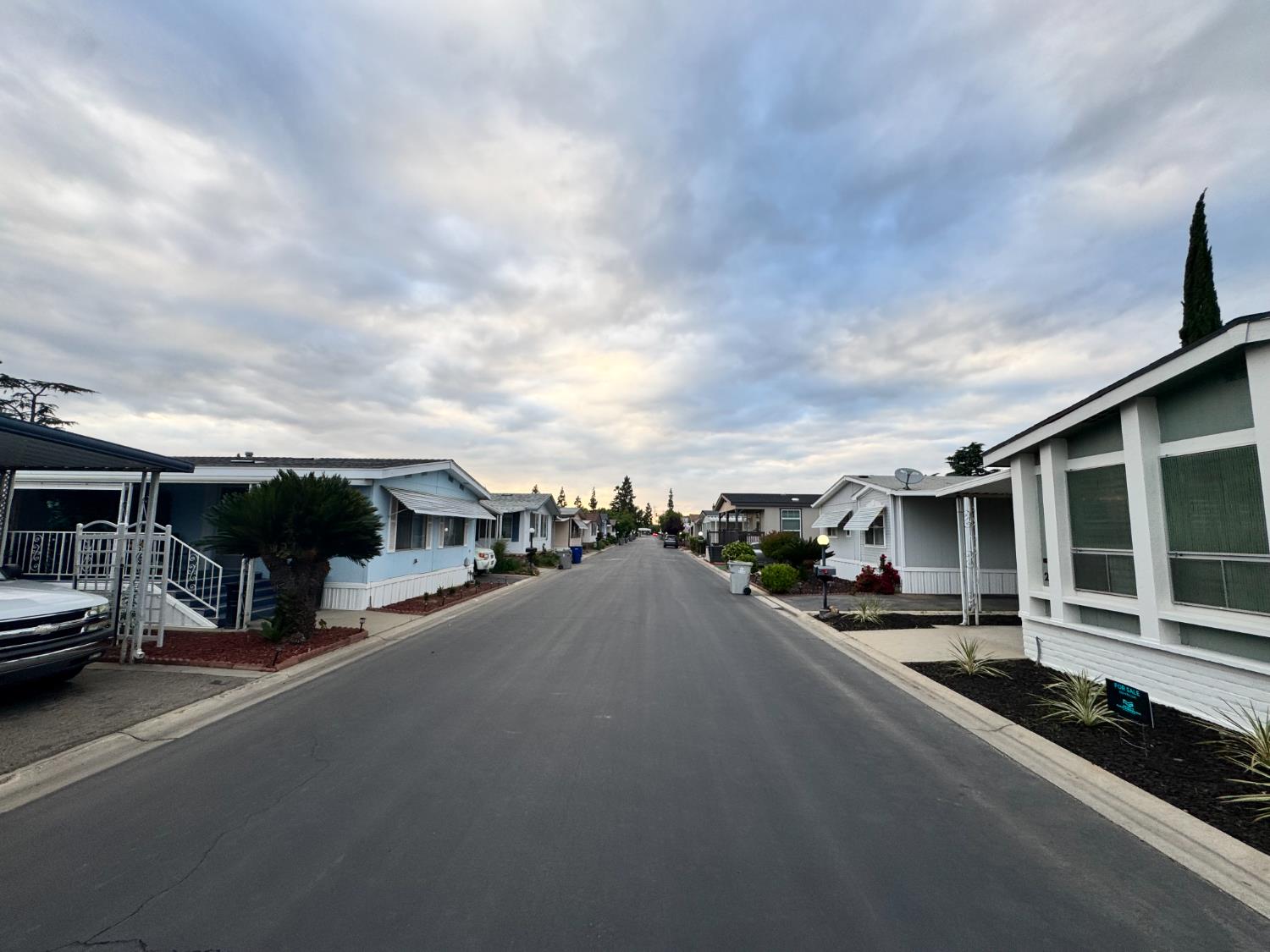 2706 W Ashlan #223, Fresno, CA 93705