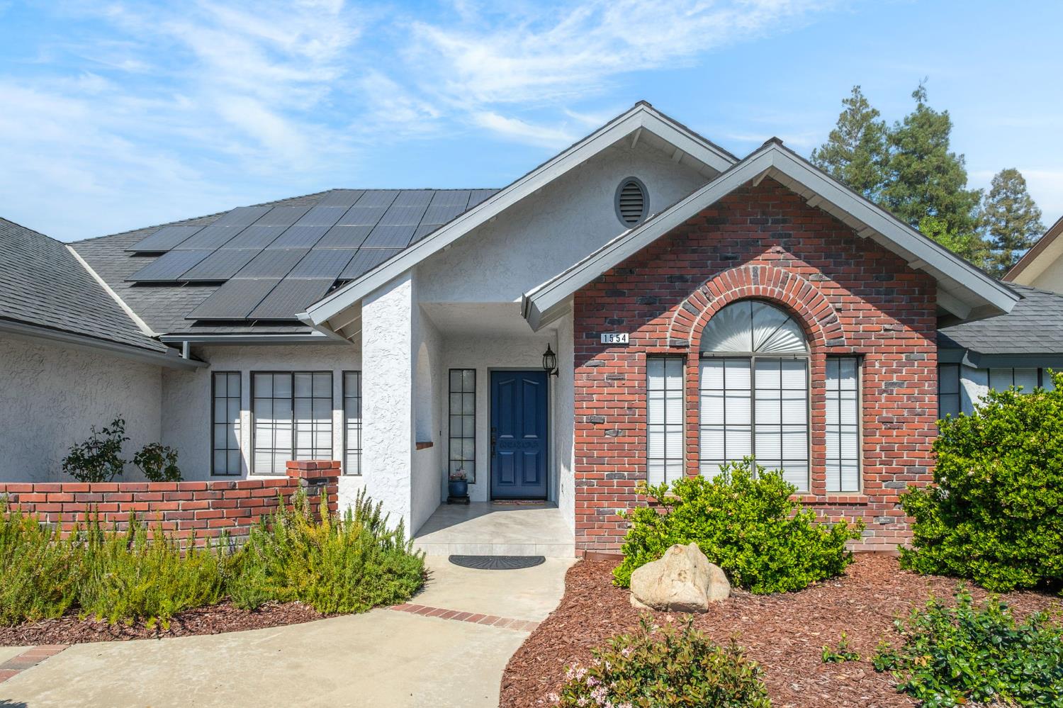 1554 E Omaha Ave, Fresno, CA 93720