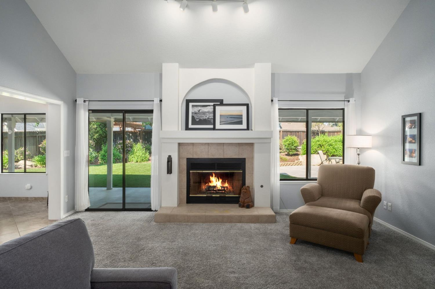 1554 E Omaha Ave, Fresno, CA 93720