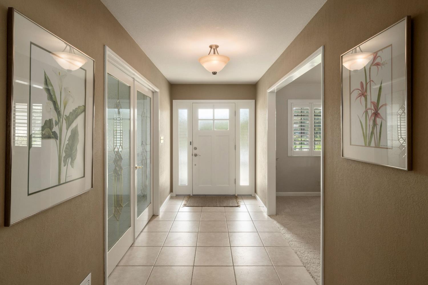 1572 E Decatur Ave, Fresno, CA 93720