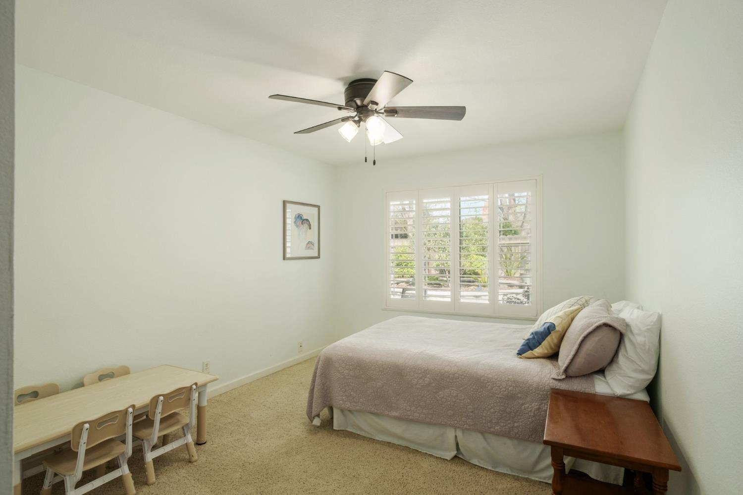 1572 E Decatur Ave, Fresno, CA 93720