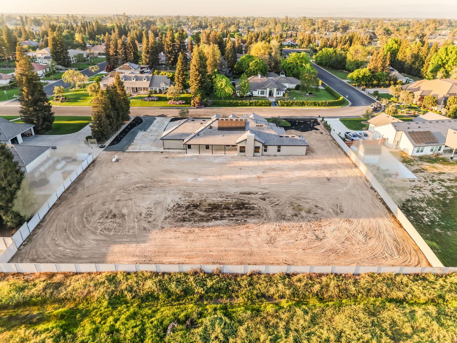 35242 Mustang Ln, Madera, CA 93636