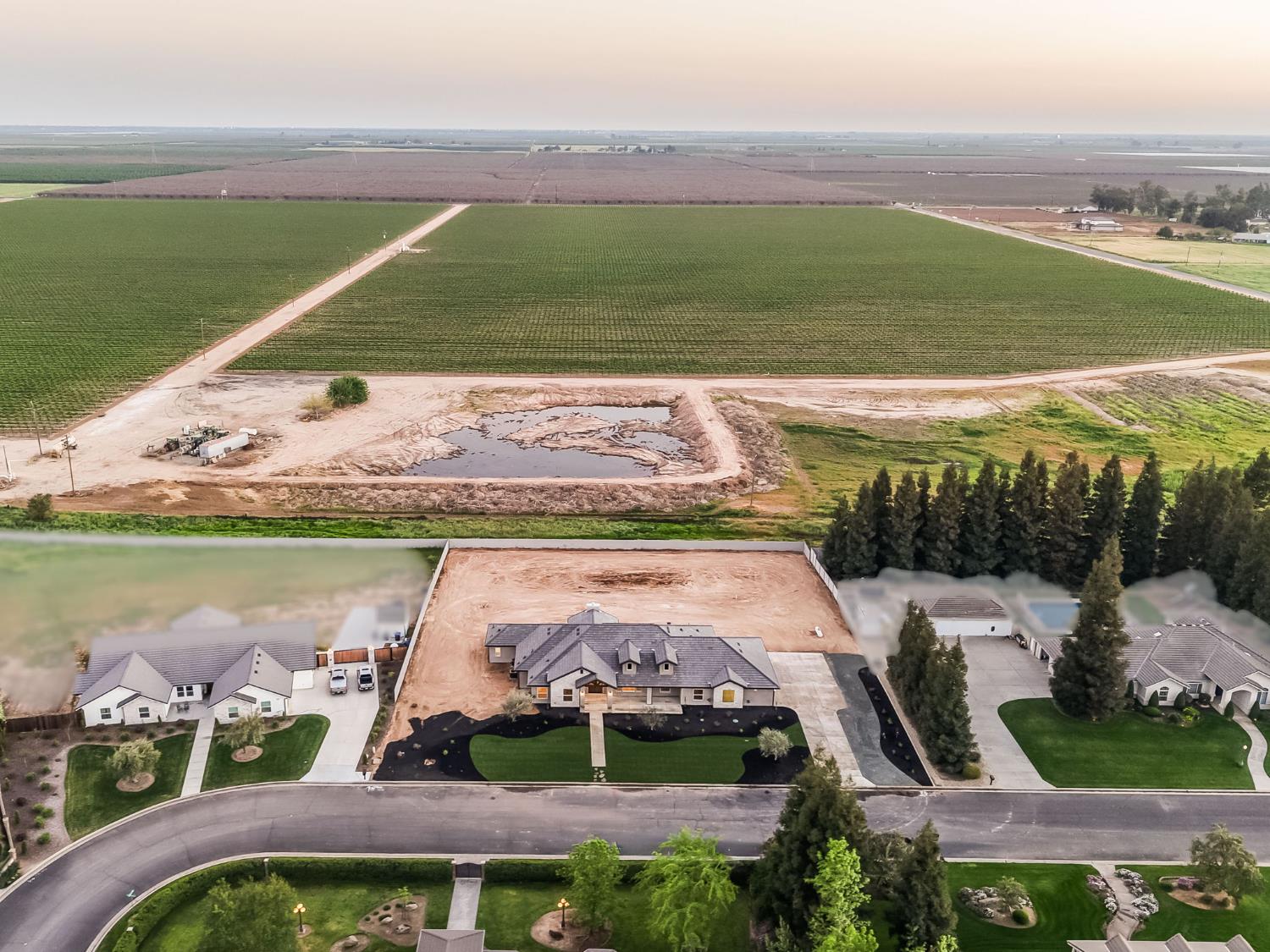 35242 Mustang Ln, Madera, CA 93636