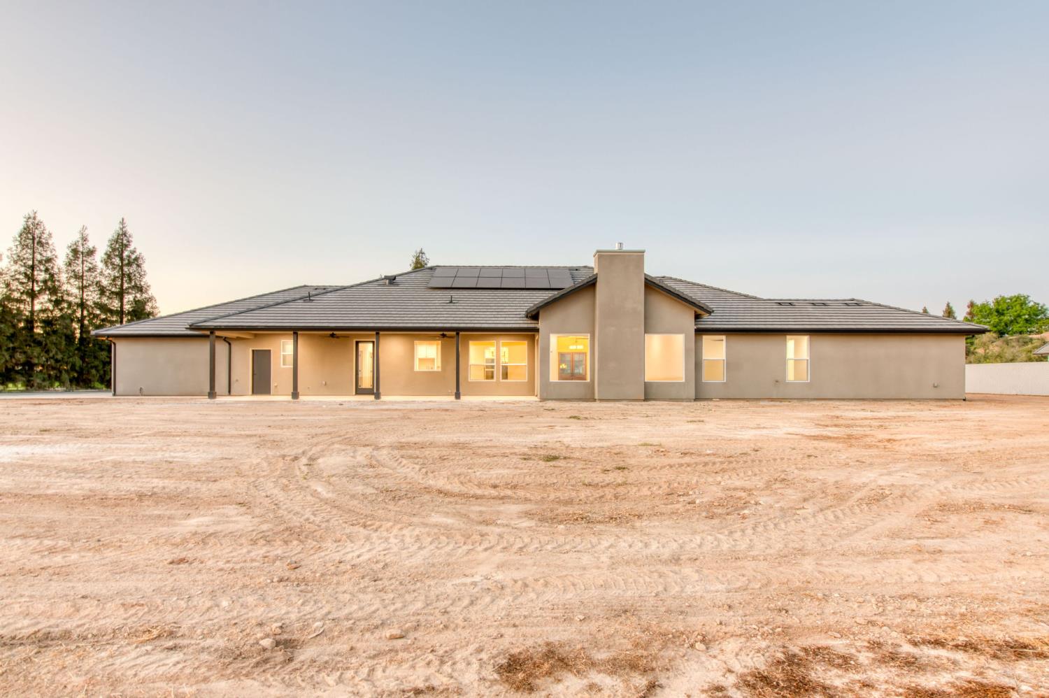 35242 Mustang Ln, Madera, CA 93636