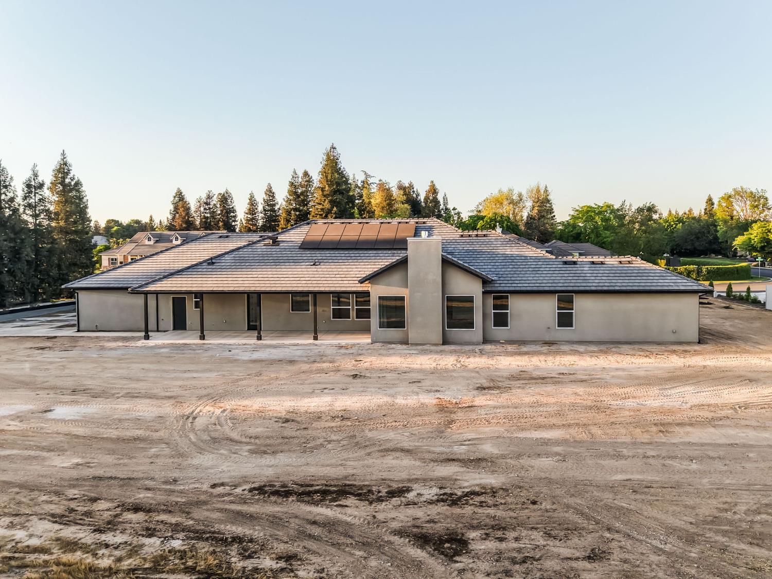 35242 Mustang Ln, Madera, CA 93636