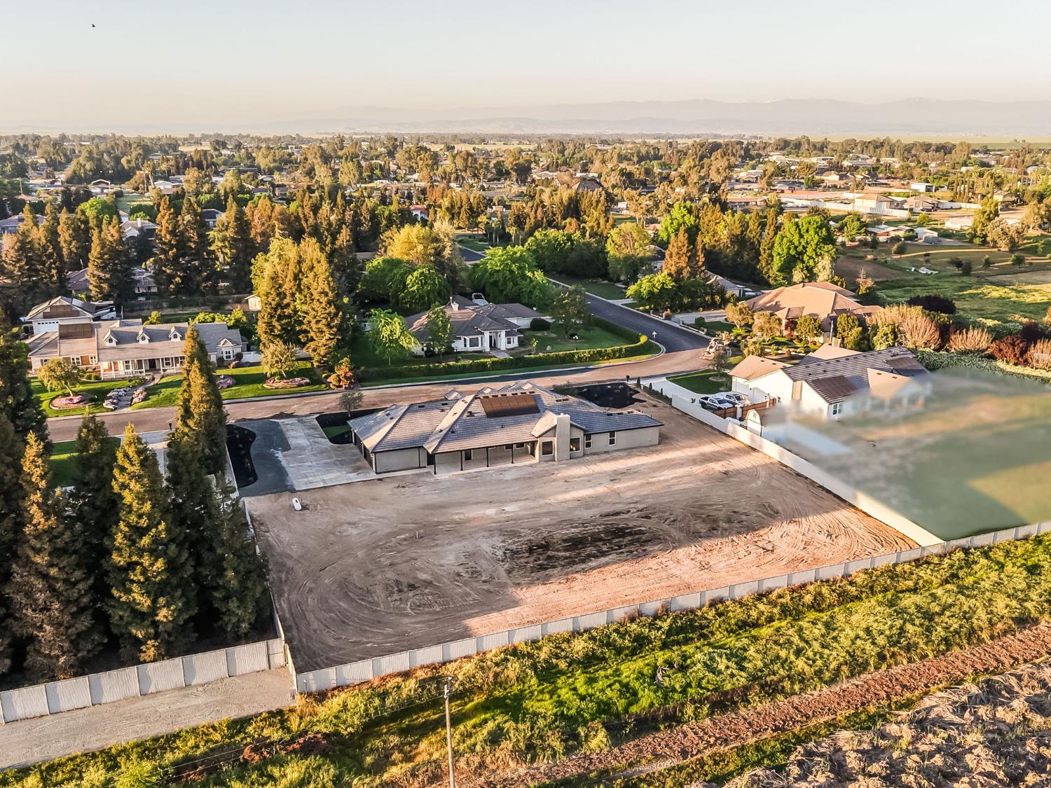 35242 Mustang Ln, Madera, CA 93636