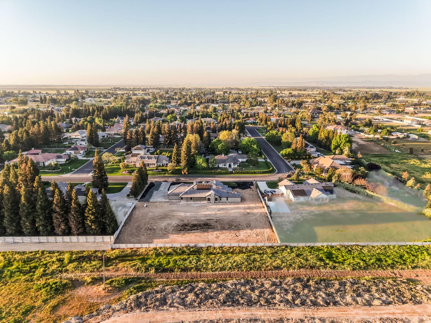 35242 Mustang Ln, Madera, CA 93636