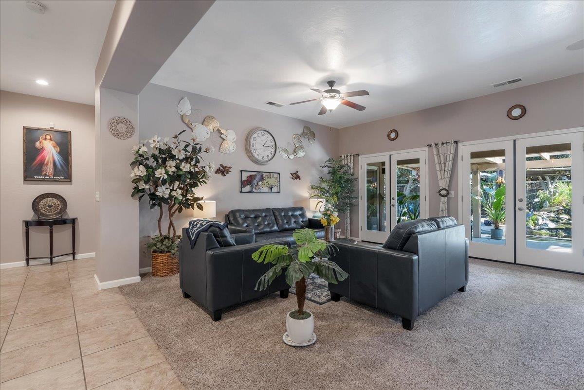 3624 N Jackie St, Visalia, CA 93291