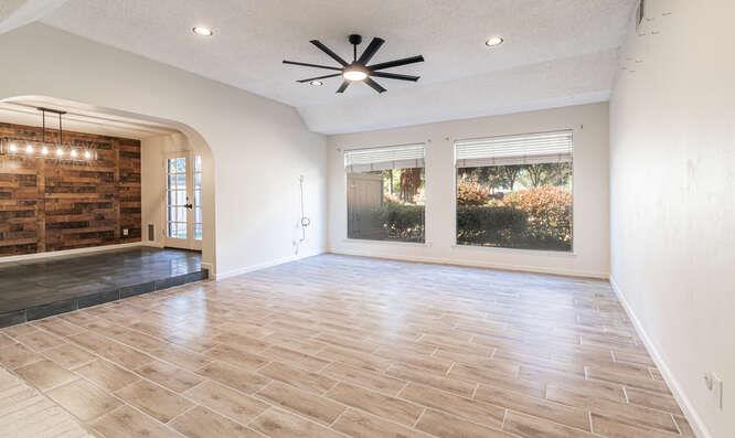 2063 W Barstow Ave, Fresno, CA 93711