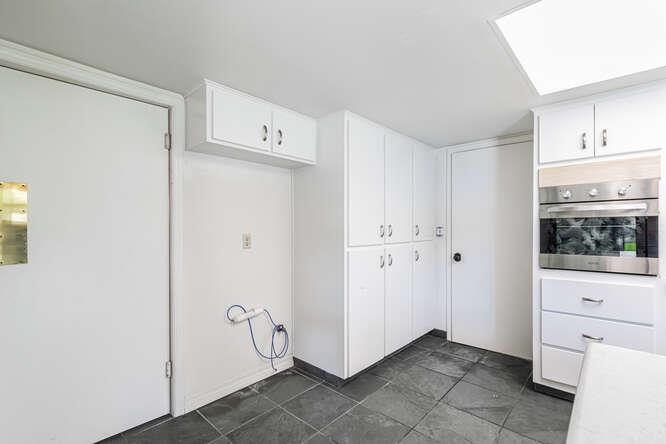 2063 W Barstow Ave, Fresno, CA 93711