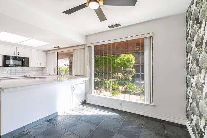 2063 W Barstow Ave, Fresno, CA 93711