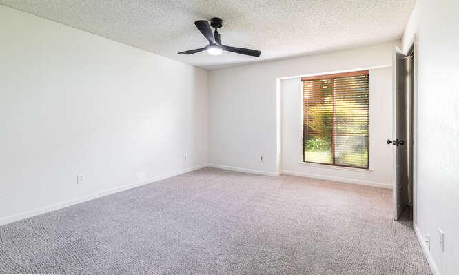 2063 W Barstow Ave, Fresno, CA 93711