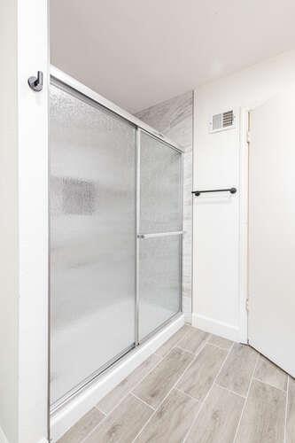 2063 W Barstow Ave, Fresno, CA 93711