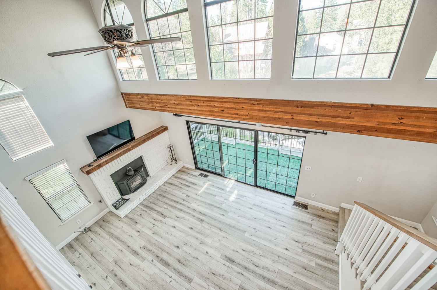 40624 Saddleback Rd, Bass Lake, CA 93604