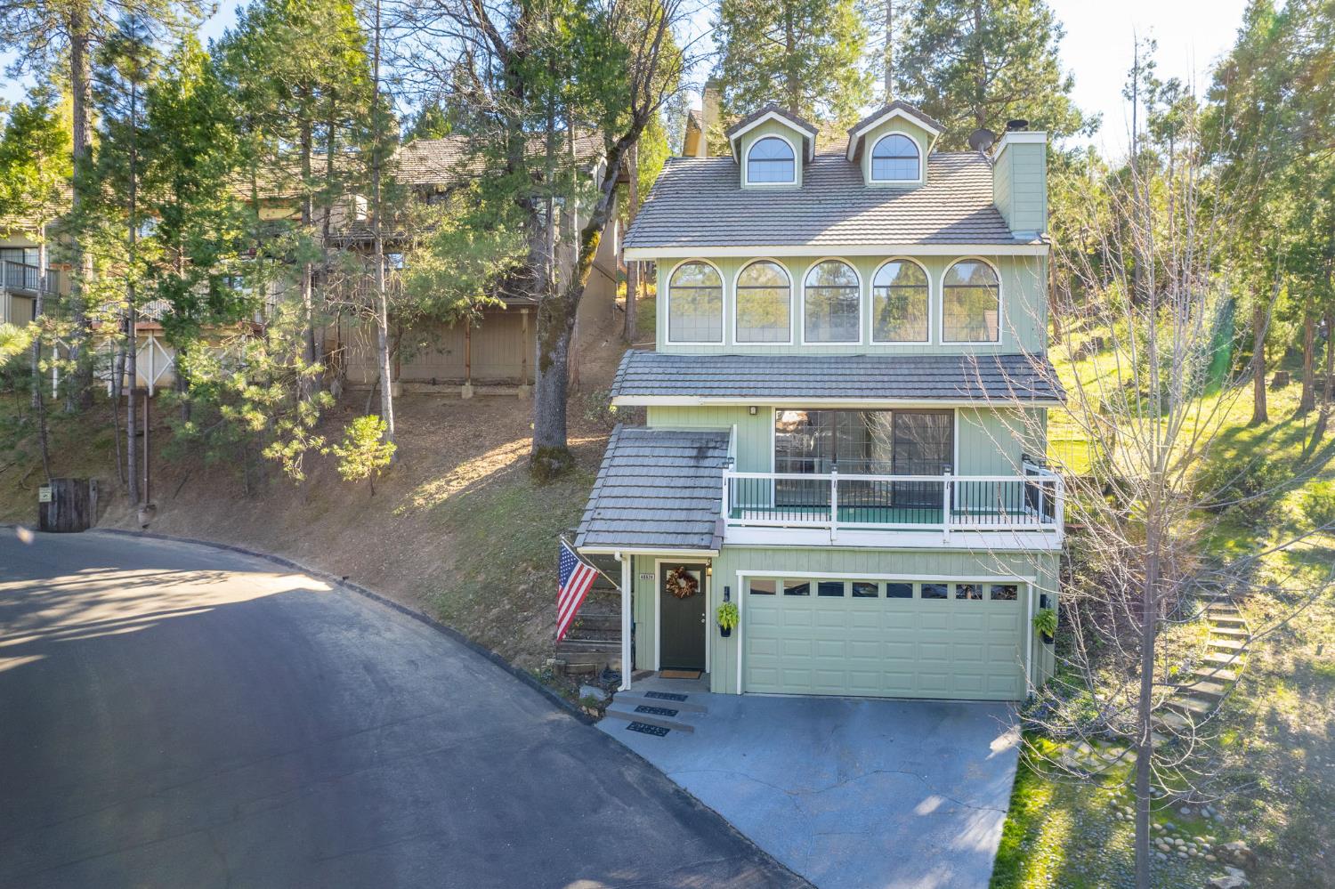 40624 Saddleback Rd, Bass Lake, CA 93604