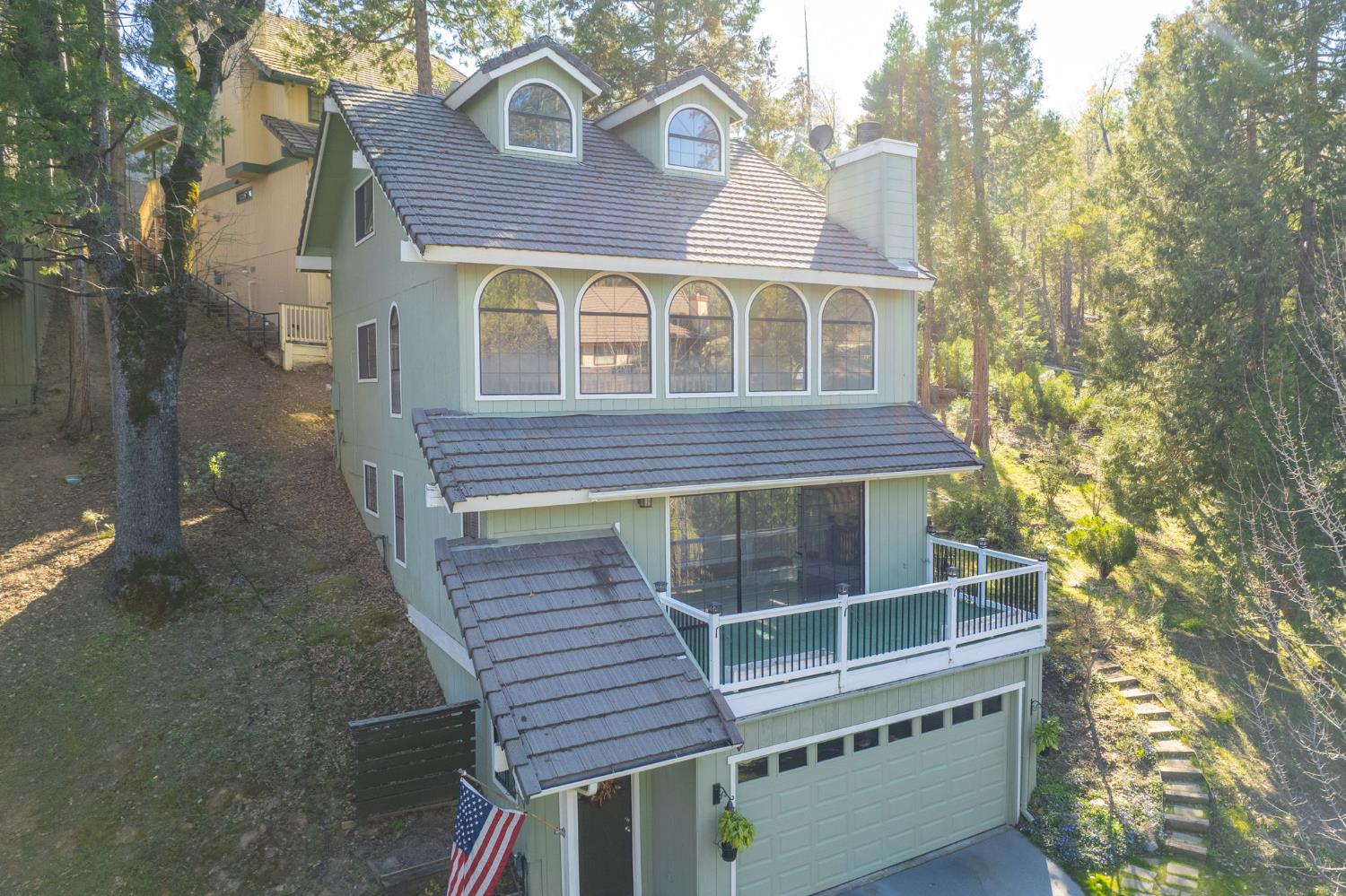 40624 Saddleback Rd, Bass Lake, CA 93604