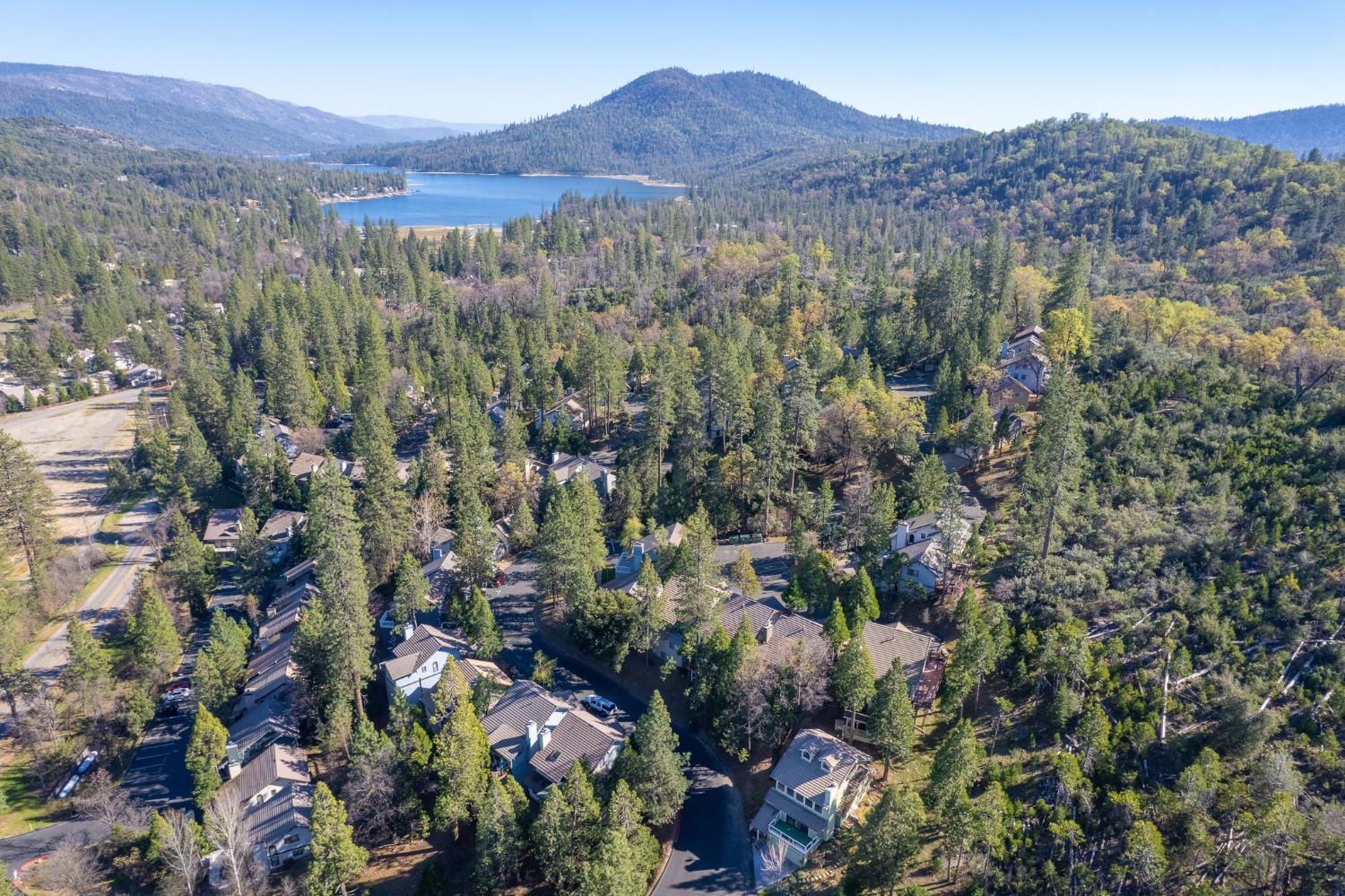 40624 Saddleback Rd, Bass Lake, CA 93604