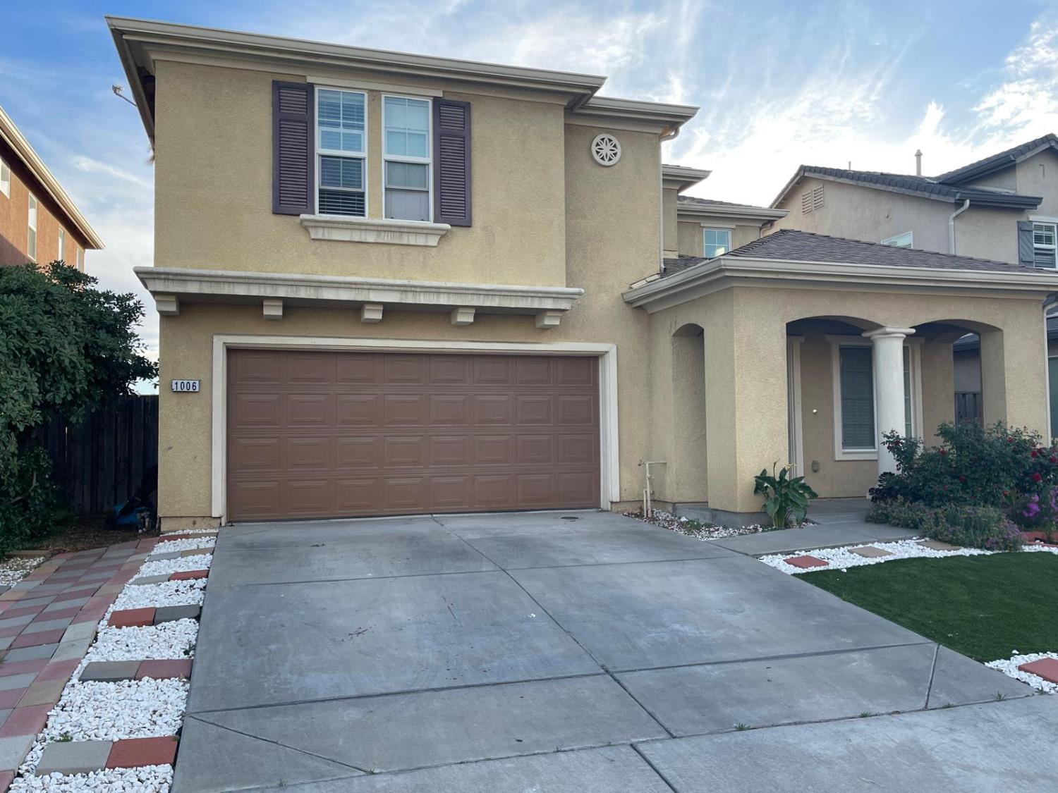 1006 Papaya St, Madera, CA 93638