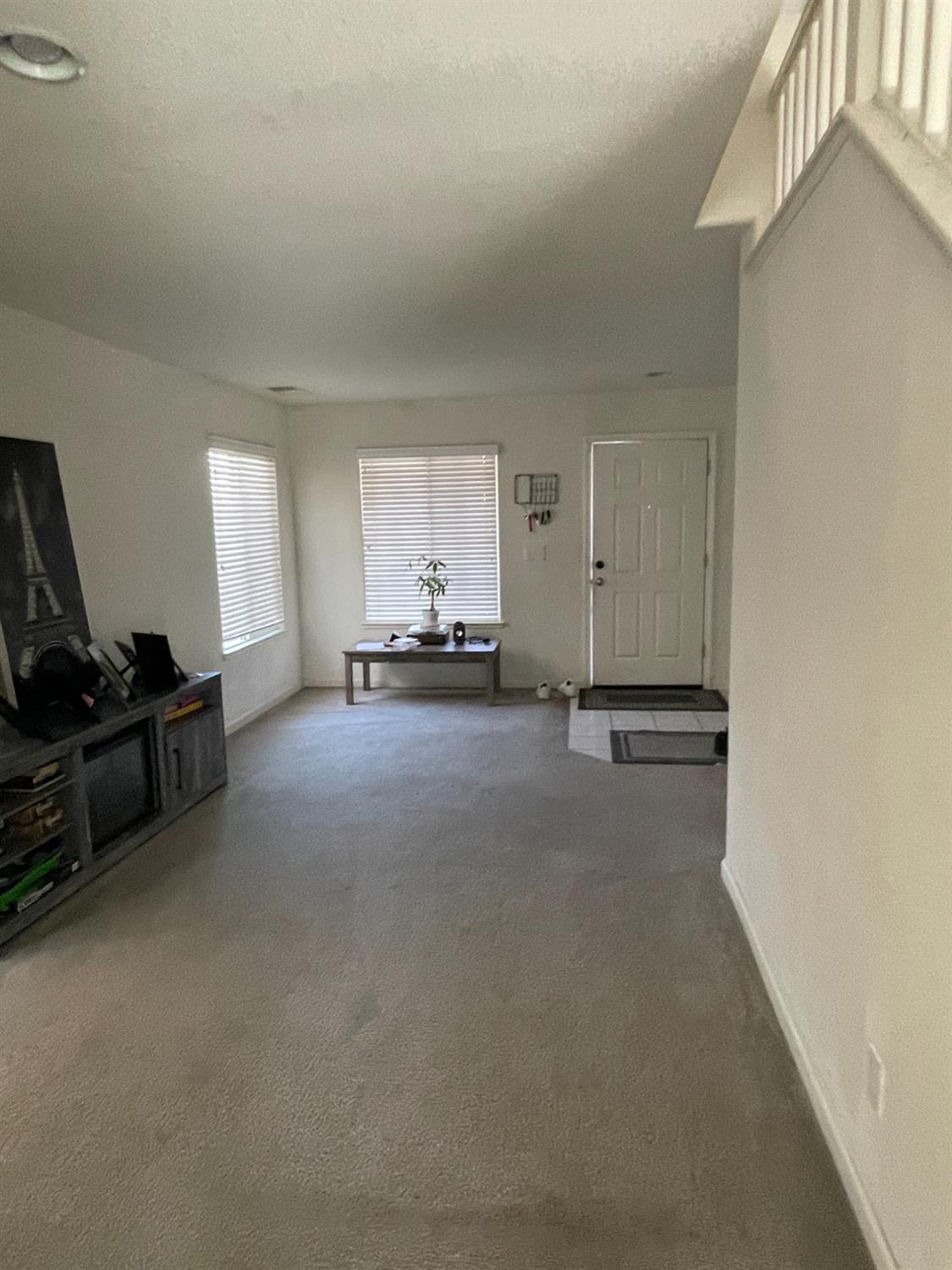 1006 Papaya St, Madera, CA 93638