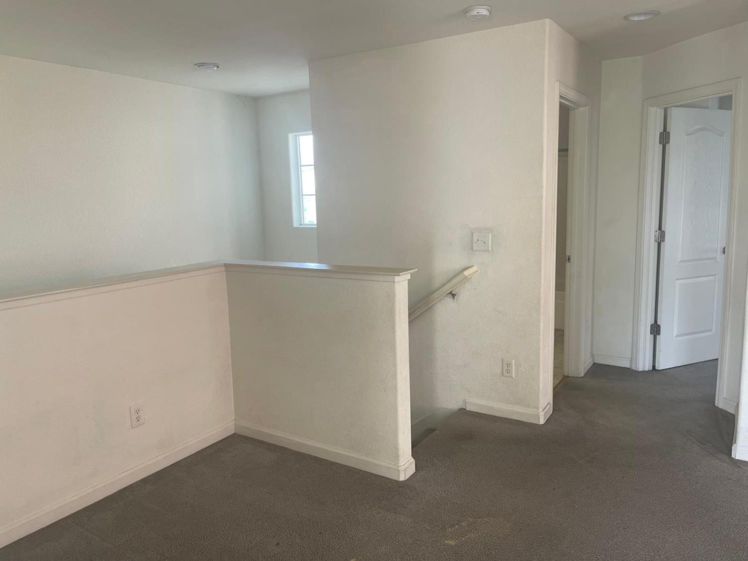 1006 Papaya St, Madera, CA 93638