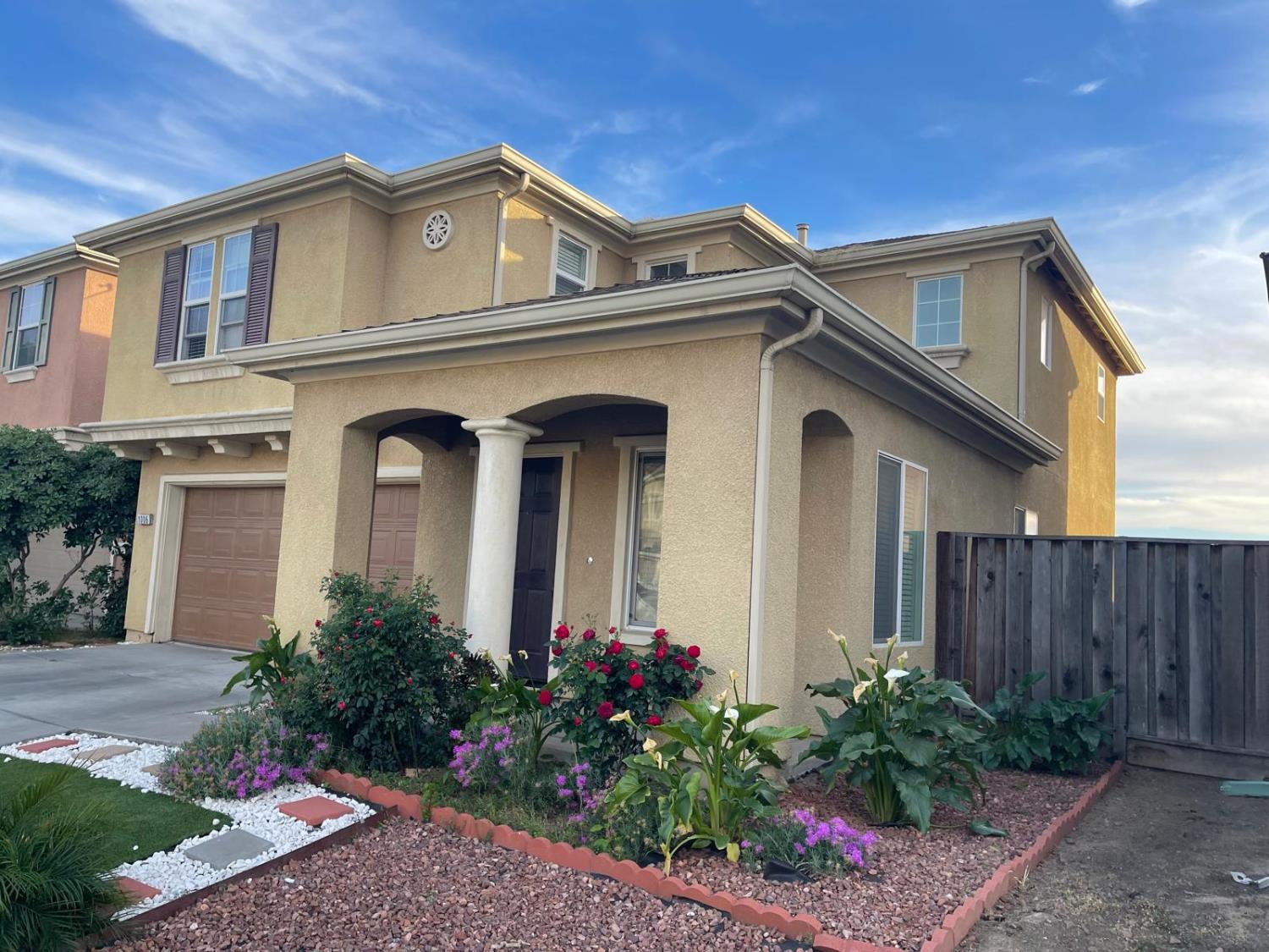 1006 Papaya St, Madera, CA 93638