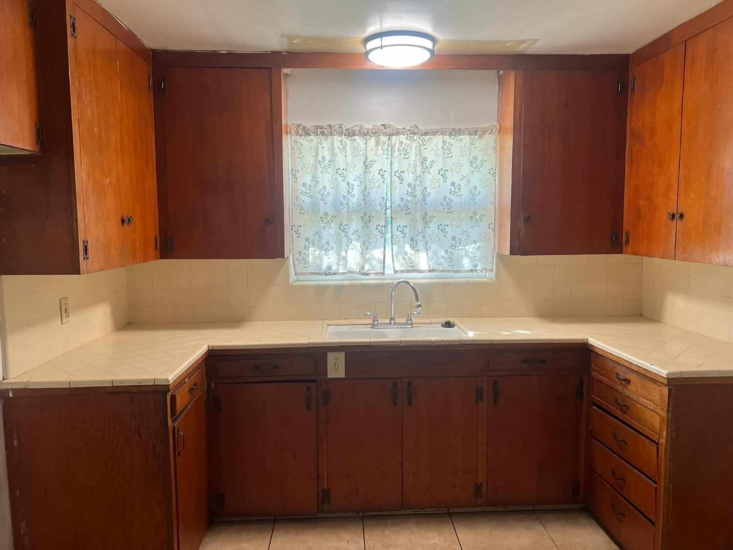 1308 Monterey Ave, Chowchilla, CA 93610