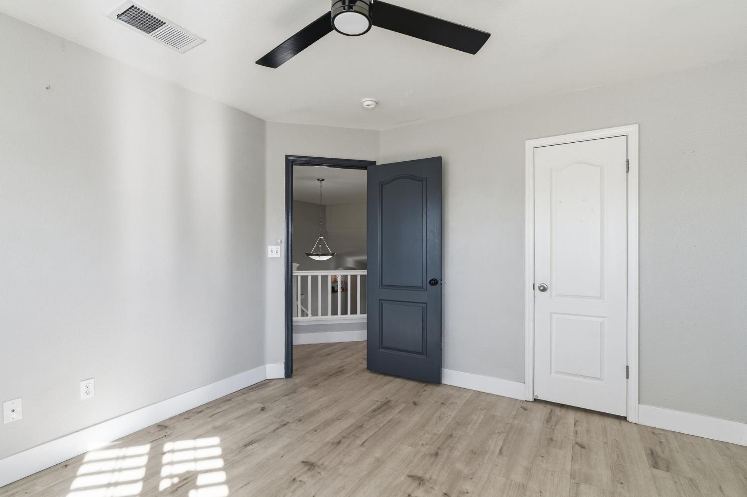 6704 N Lola Ave, Fresno, CA 93722