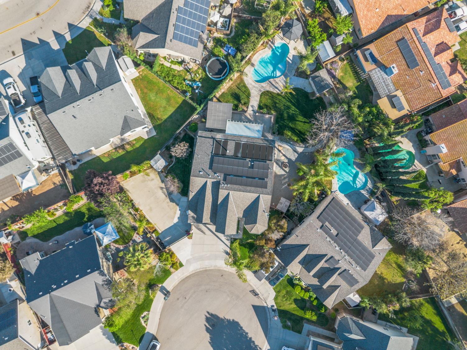 6704 N Lola Ave, Fresno, CA 93722