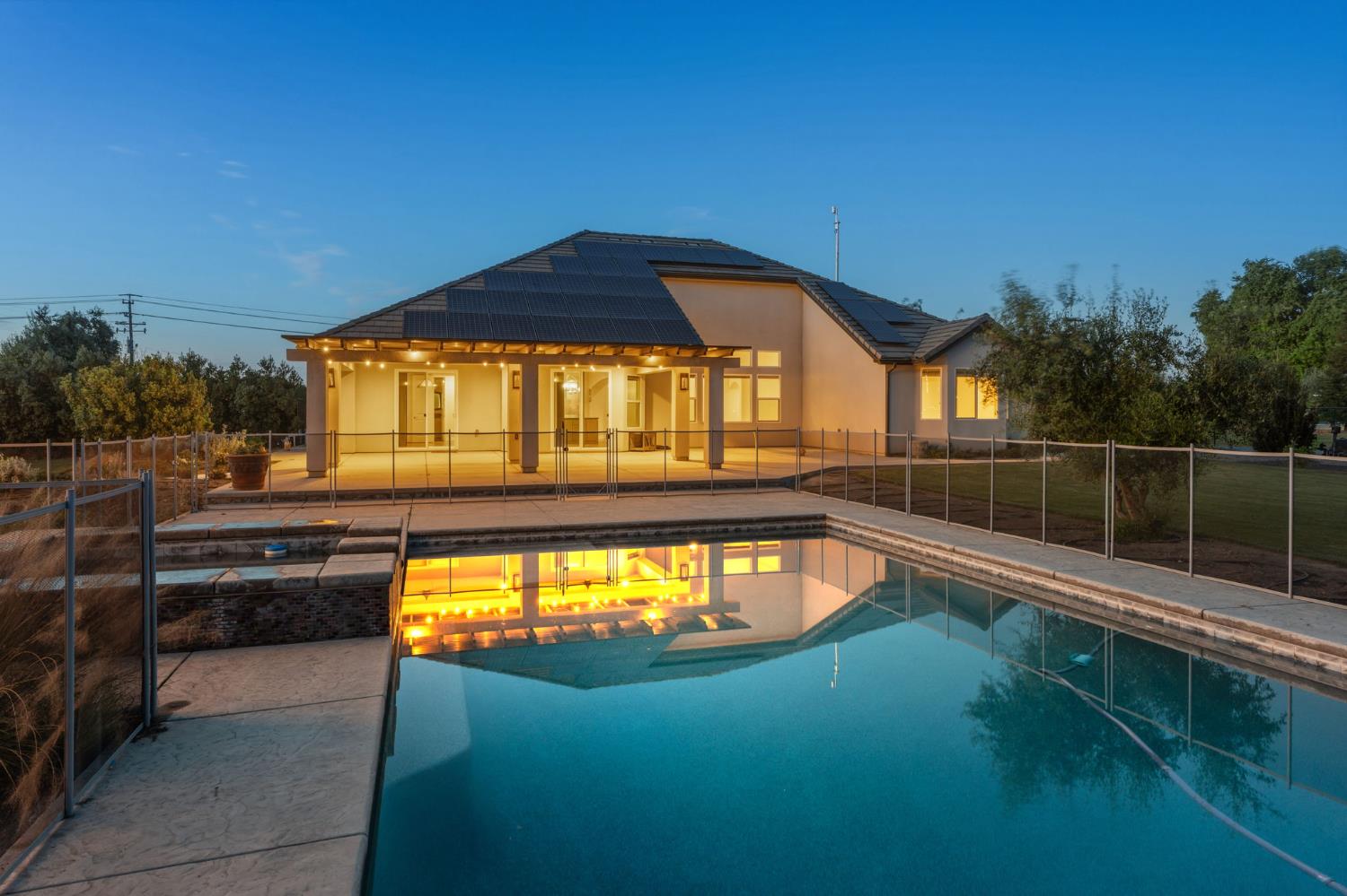 5675 Boston Ave, Kingsburg, CA 93631