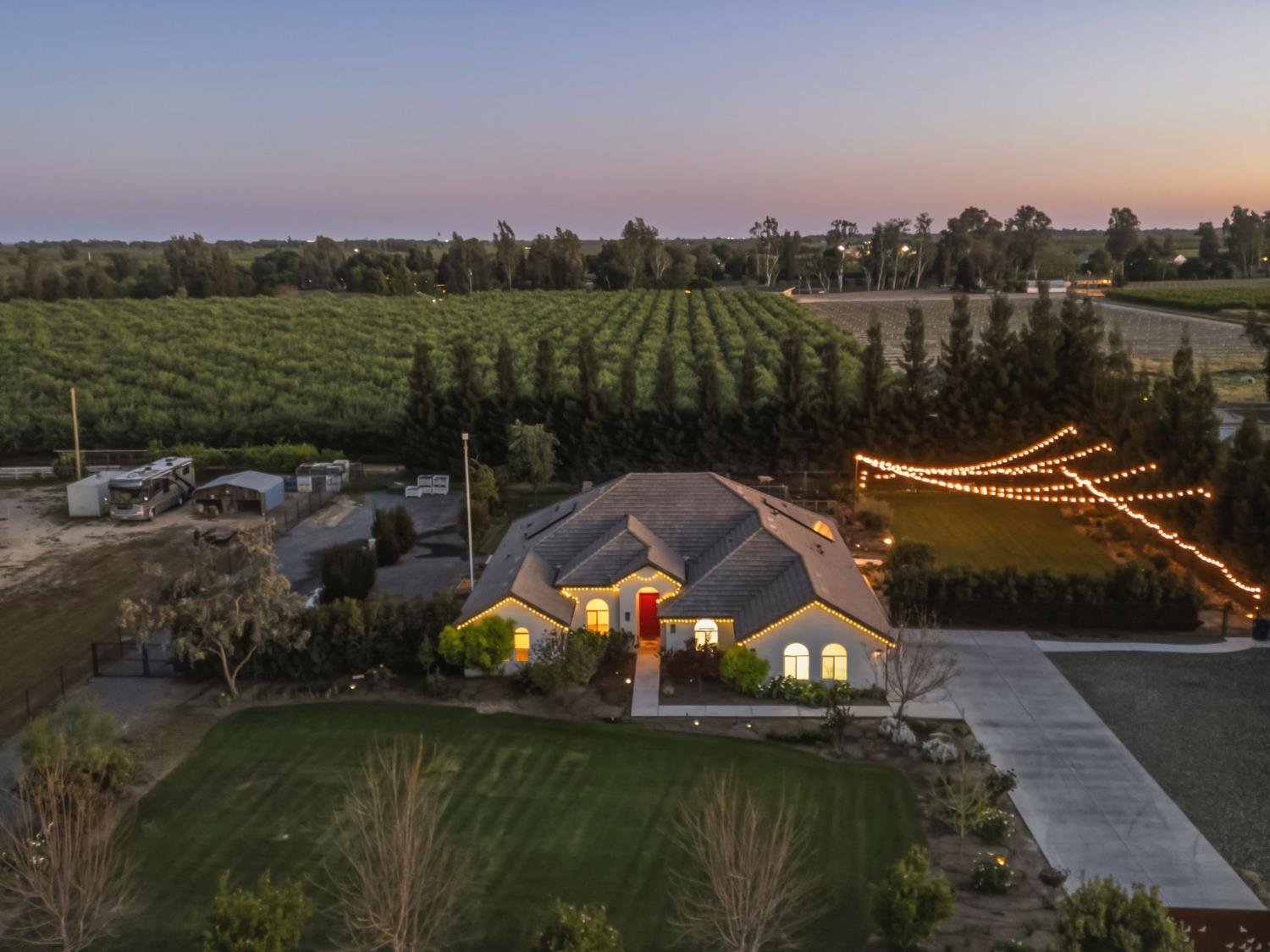 5675 Boston Ave, Kingsburg, CA 93631