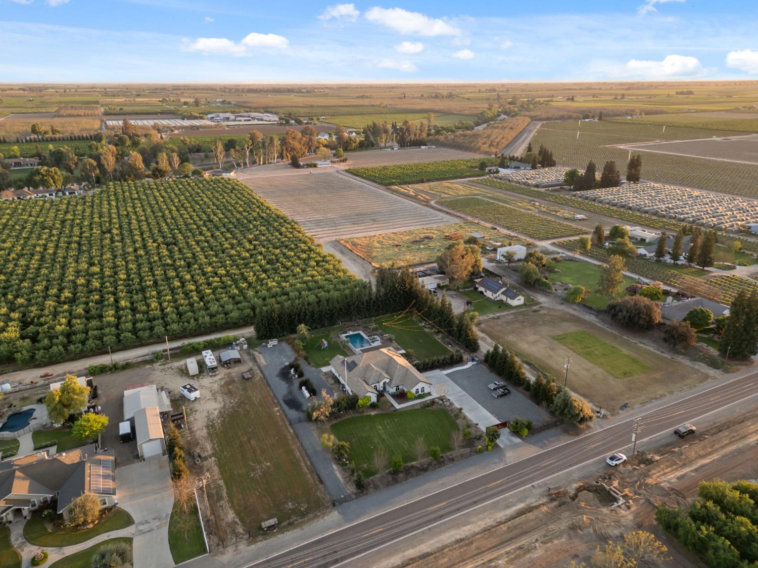 5675 Boston Ave, Kingsburg, CA 93631