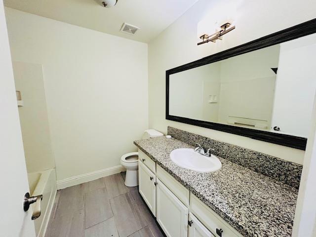 5260 E Wildflower Ln, Fresno, CA 93725