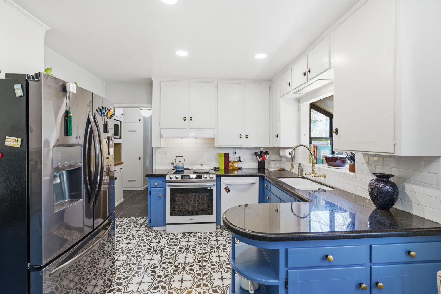 4934 N Del Mar Ave, Fresno, CA 93704