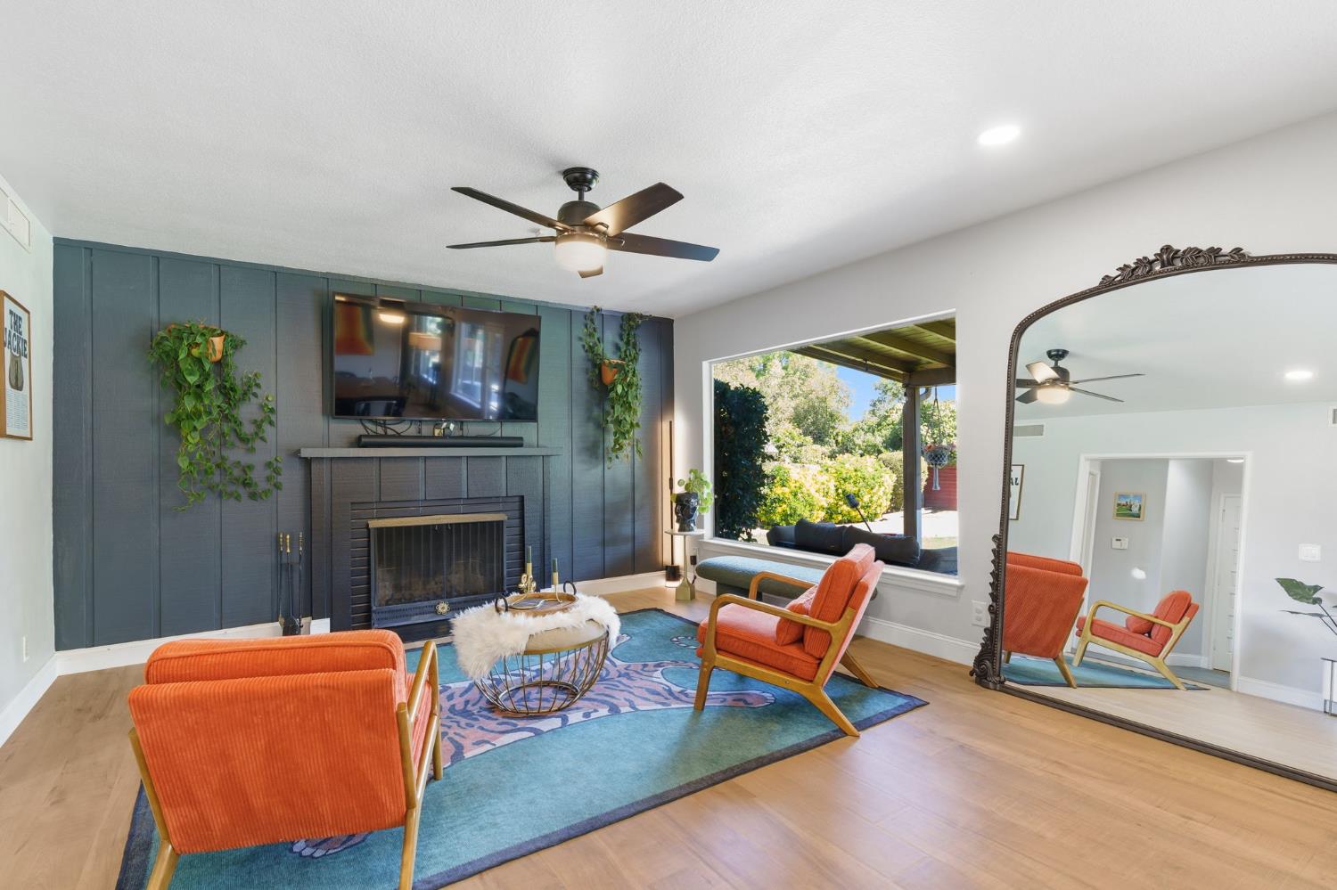 4934 N Del Mar Ave, Fresno, CA 93704