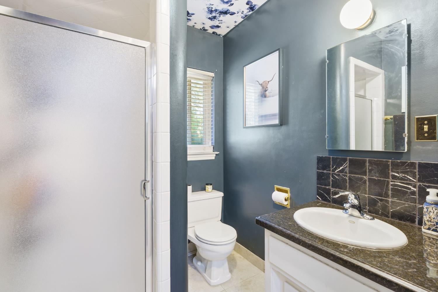 4934 N Del Mar Ave, Fresno, CA 93704