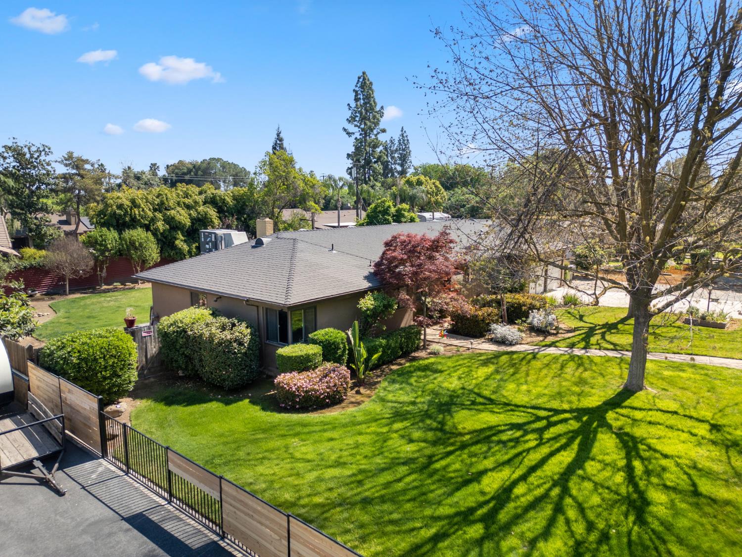 4934 N Del Mar Ave, Fresno, CA 93704