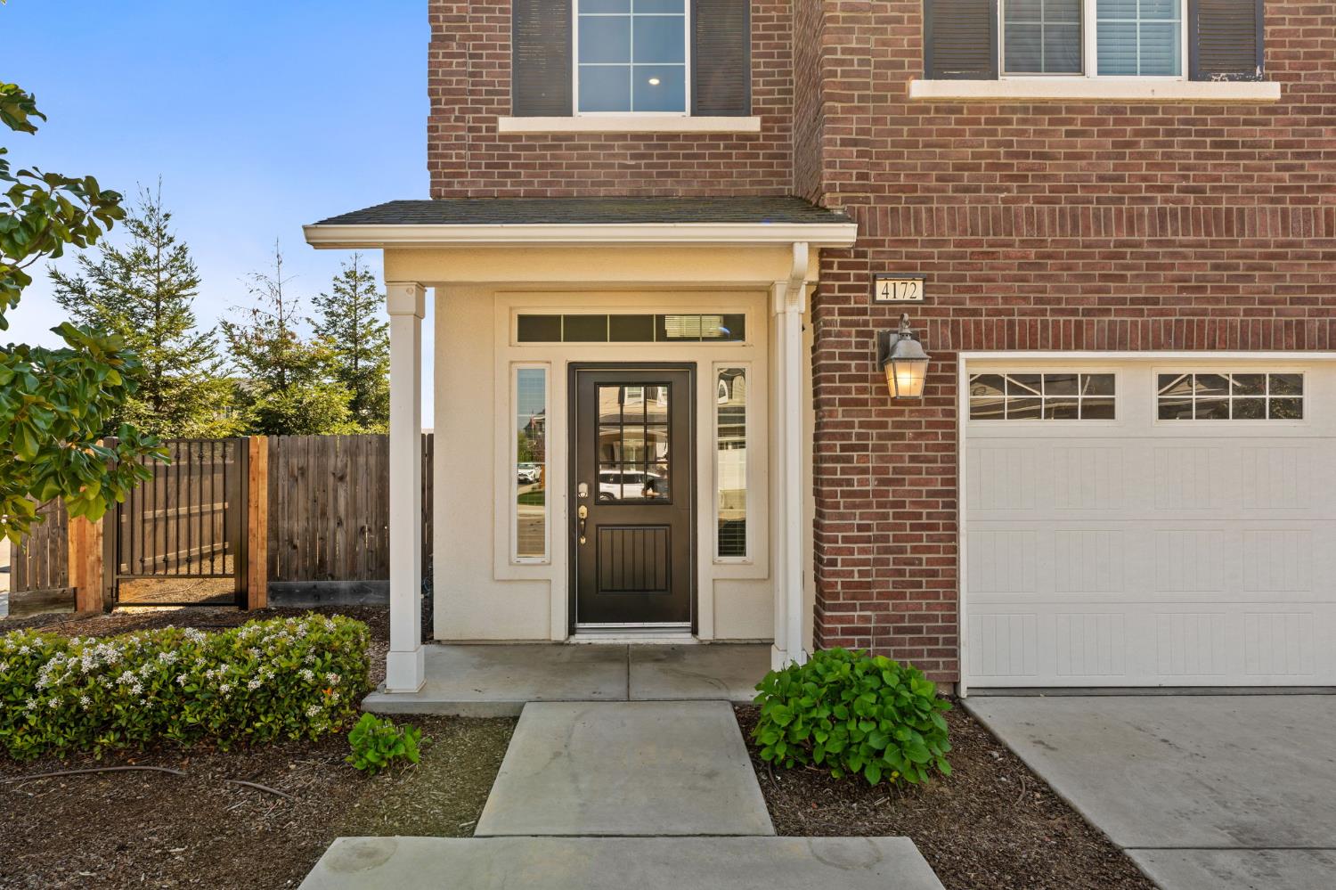 4172 Rialto Ave, Clovis, CA 93619