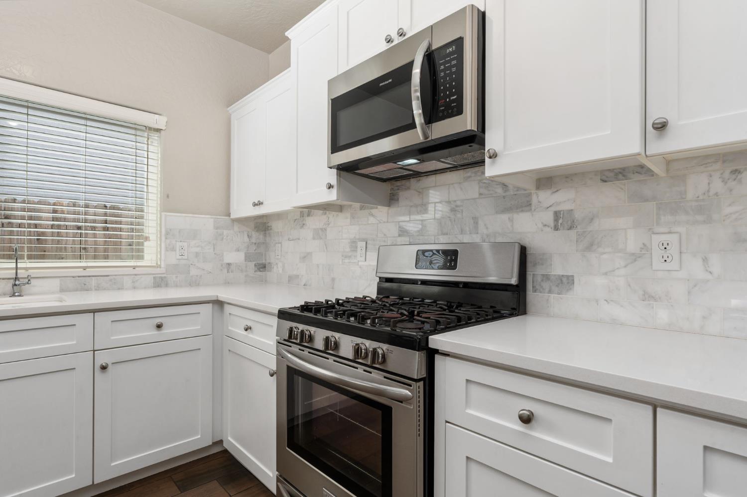 4172 Rialto Ave, Clovis, CA 93619