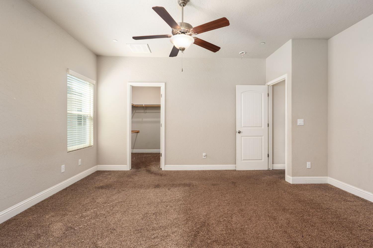 4172 Rialto Ave, Clovis, CA 93619