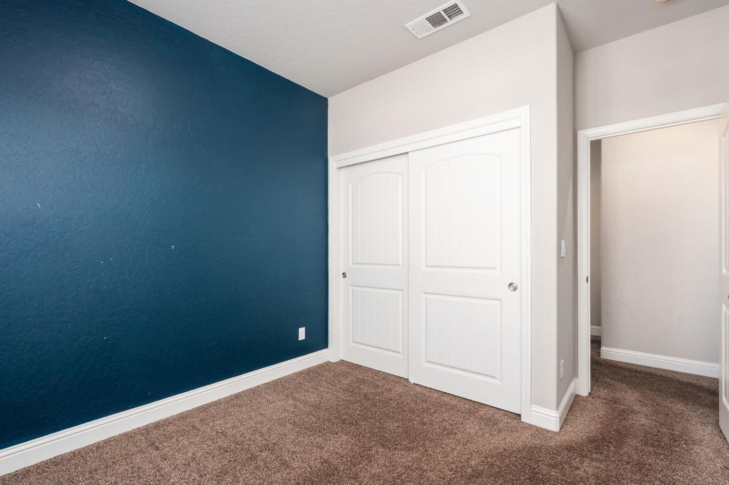 4172 Rialto Ave, Clovis, CA 93619