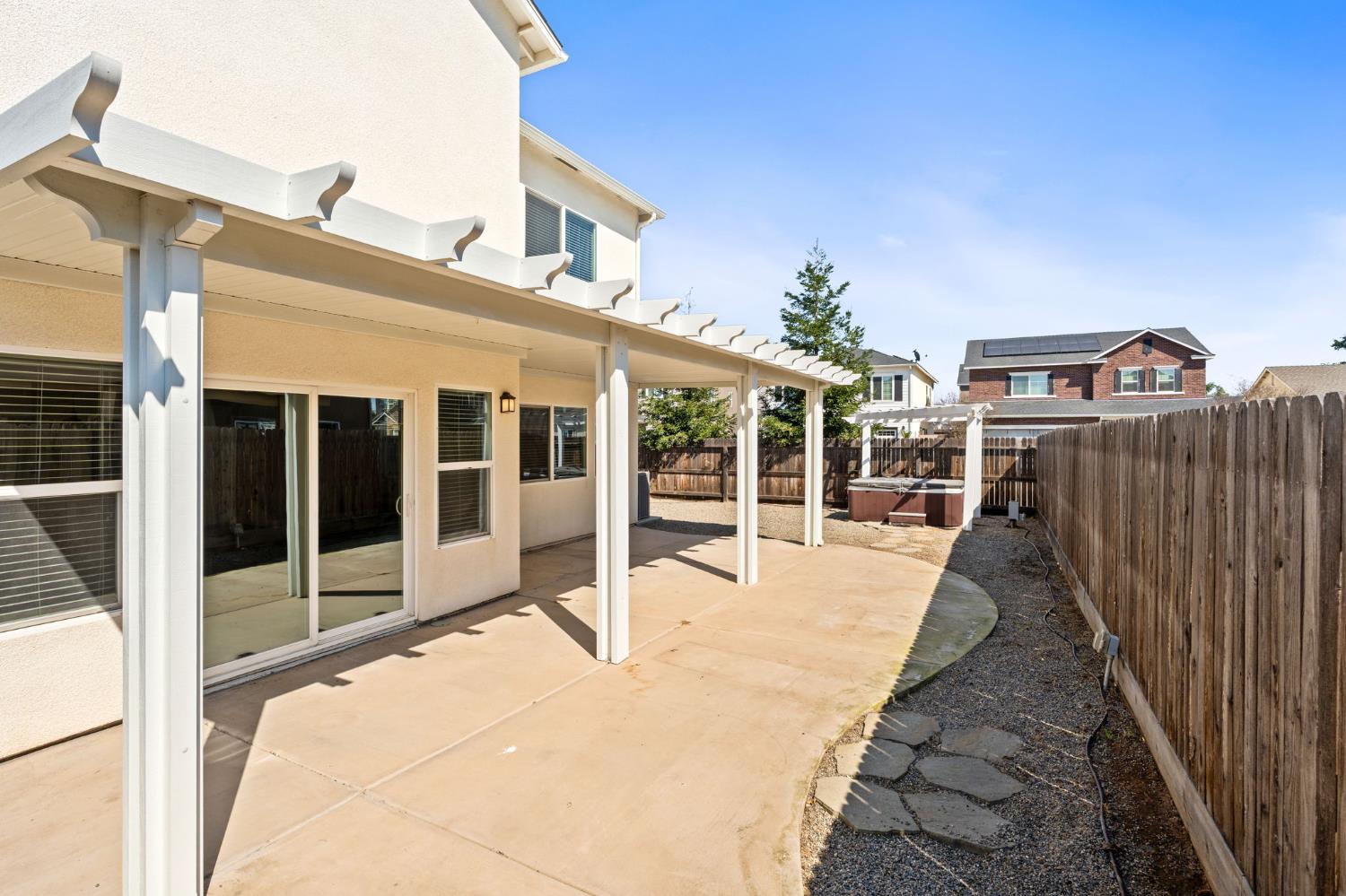 4172 Rialto Ave, Clovis, CA 93619