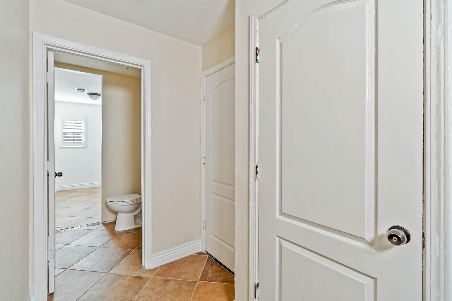 3292 wheeler, Fresno, CA 93722